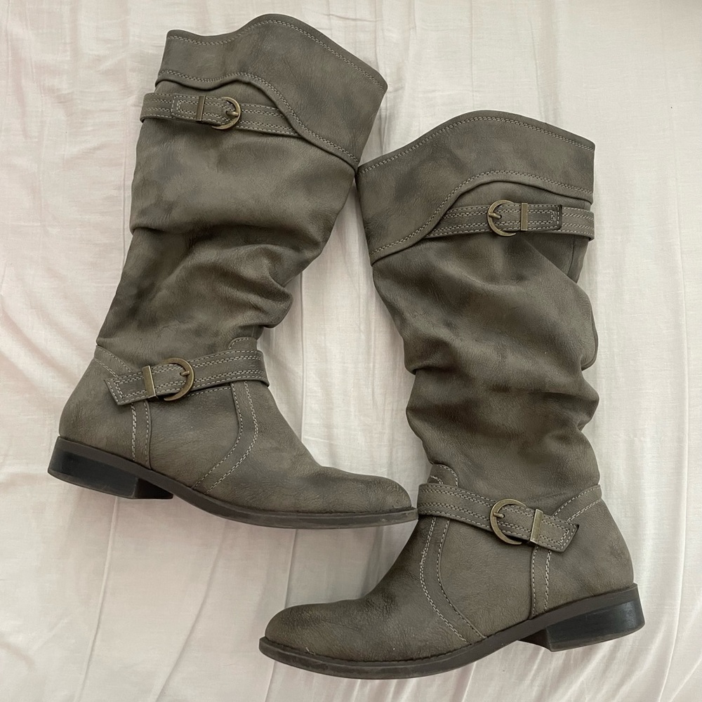 White mountain boots